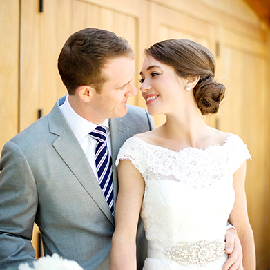 Wedding at Saltwater Farm Vineyard:
Happy Anniversary Jenna & Rich